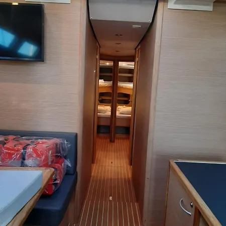 My Wave Botel